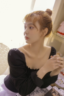女管家法国满天星